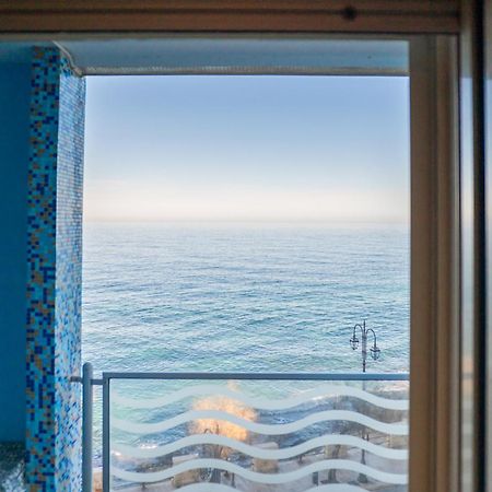 Апартаменти Milu'Seaview Ampia Casa Vista Mare Джовінаццо Екстер'єр фото