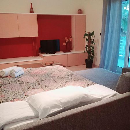 Апартаменти Milu'Seaview Ampia Casa Vista Mare Джовінаццо Екстер'єр фото