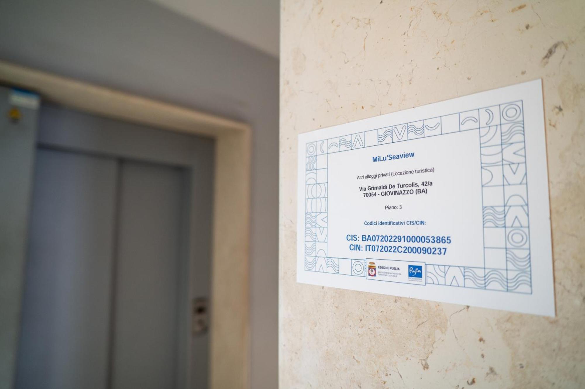Апартаменти Milu'Seaview Ampia Casa Vista Mare Джовінаццо Екстер'єр фото